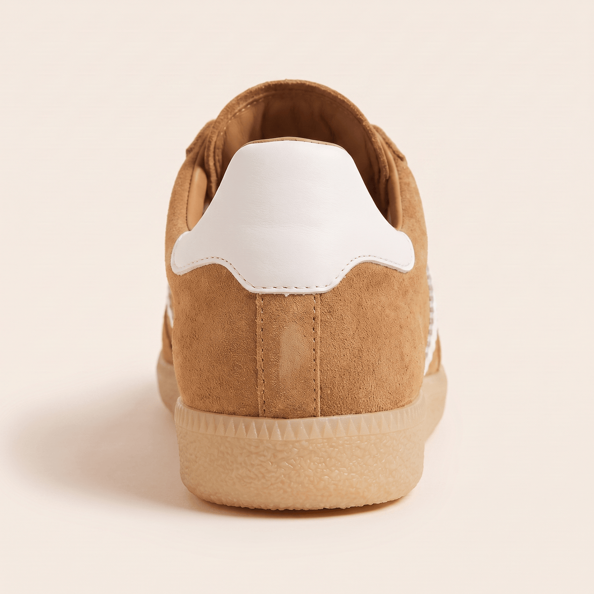 Claudia · Zapatilla Deportiva Retro de Ante - zapatos de mujer Calenzo