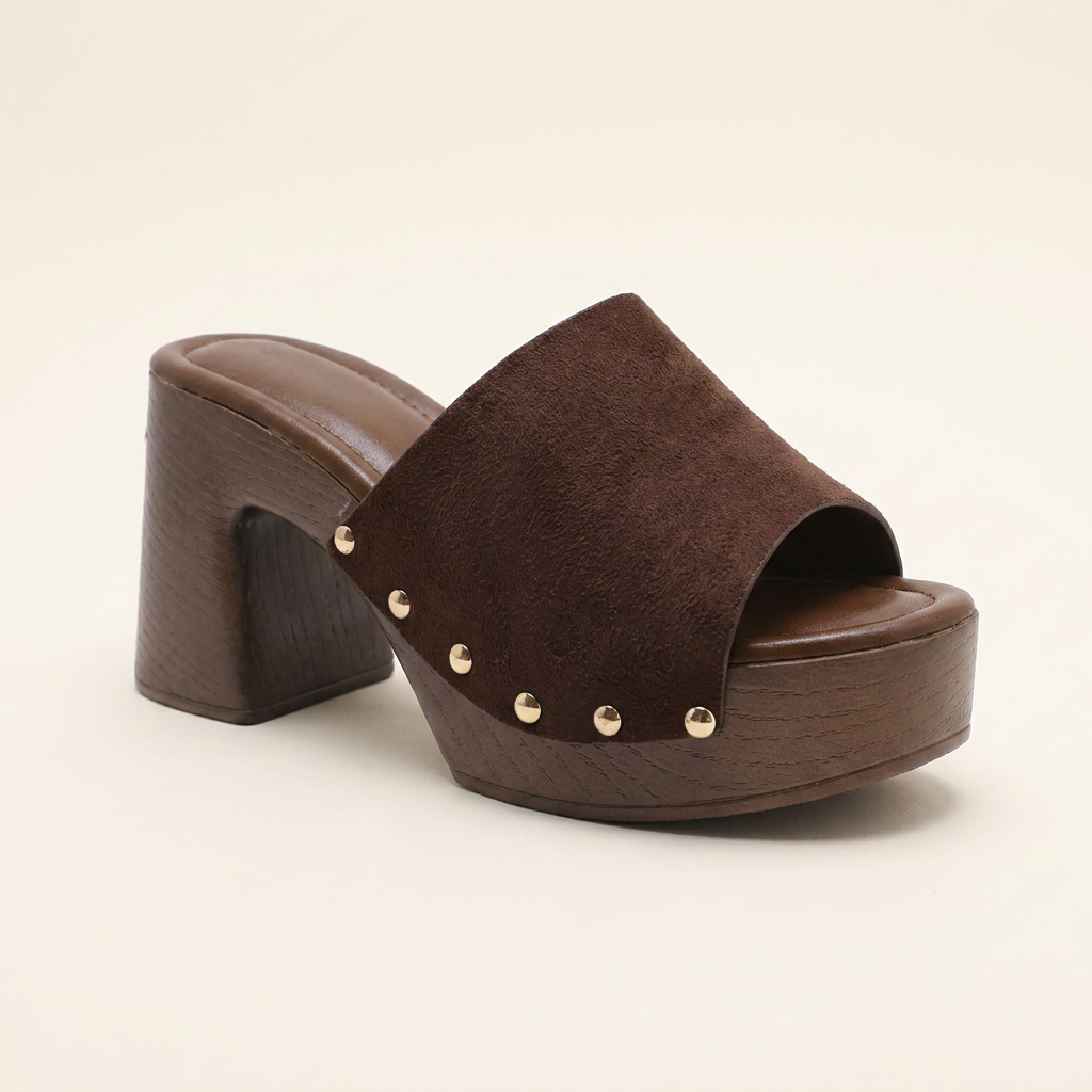 Zueco de tacón de madera marron - 3/4
