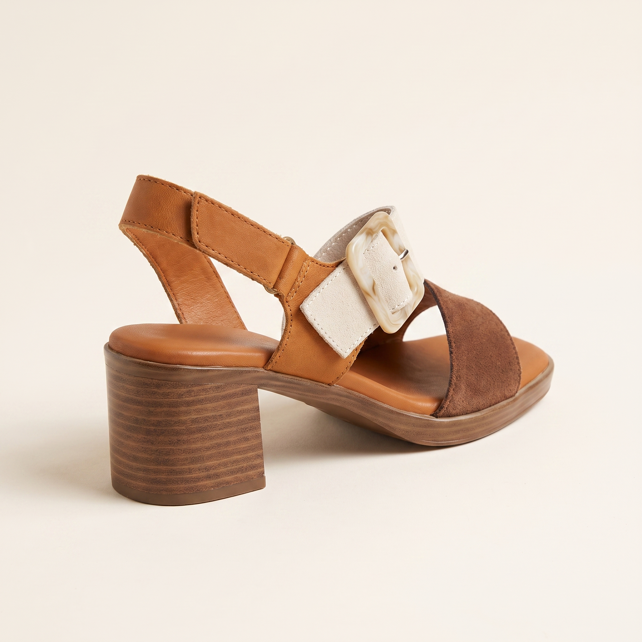 Adriana - vista trasera slingback