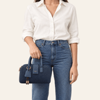 Ópera · Mini Bolso Estructurado con Dije — Azul Marino - zapatos de mujer Calenzo