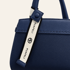 Velázquez · Bolso Estructurado con Placa Dorada — Azul Marino - zapatos de mujer Calenzo